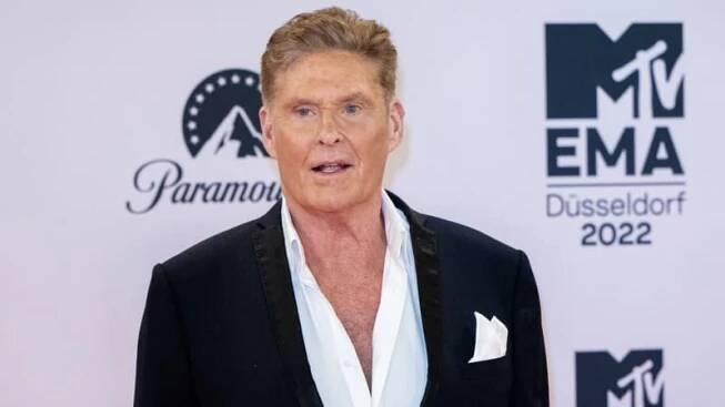 David Hasselhoff se stal dědečkem. Mitch z Pobřežní hlídky sdílel dojemný snímek