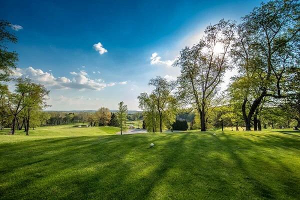 Licking Springs Country Club - Newark, Ohio | Licking Springs Country Club is an exclusive destination for golf, gourmet