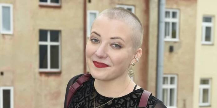 Anna Julie Slováčková webu Prima Ženy přiznala, že je ve vztahu spokojená.