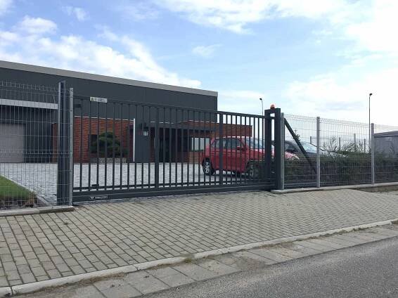 Vjezdové brány průmyslové - Posuvné | A-ZET spol. s r.o. Jablonec nad Nisou Liberec Azet - Vrata, Oplocení, Brány, Závory