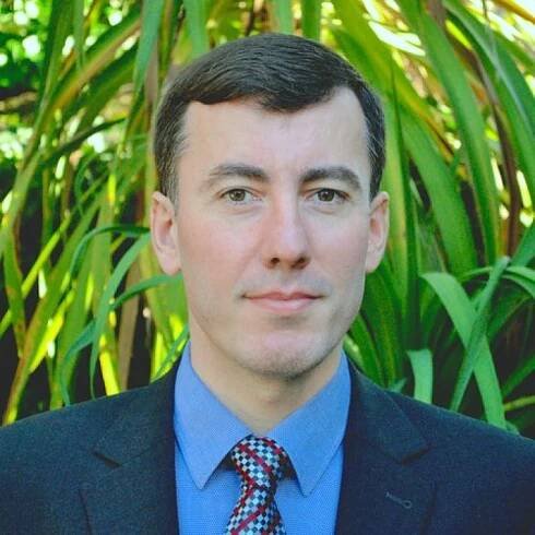 Román Romero Ortuño, Lic Med, MSc, PhD