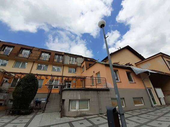 Luhačovice byly v dráze tornáda. Nakonec je převálcoval downburst