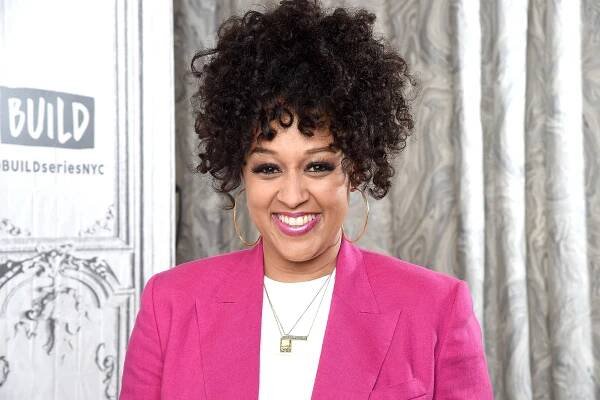 Tia Mowry Shared an Inspiring Essay About Her Hair Journey and Embracing Her Grays