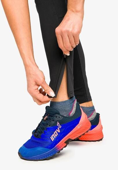 Dámské běžecké legíny Inov-8 Race Elite Tight - black/black
