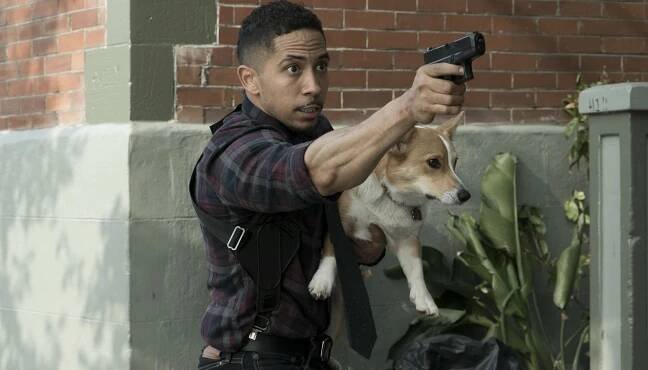 Dirk Gently's Holistic Detective Agency - Fix Everything - Z filmu - Neil Brown Jr.