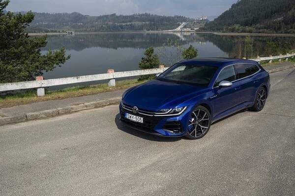 Prvá jazda: Volkswagen Arteon R Shooting Brake je perfektný cruiser - AutoGrip