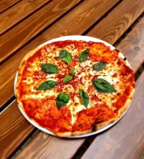 ALTRO PIZZA & BISTRO foto 3