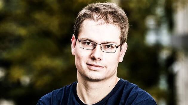 Datový novinář Jan Cibulka.