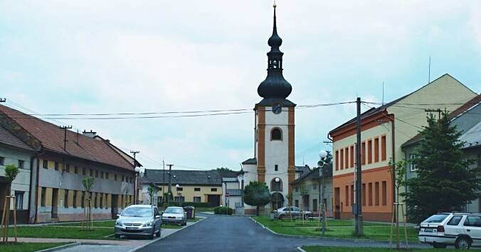 Měrovice patří mezi mladší obce. Archeologové však mají stopy vedoucí až do pravěku