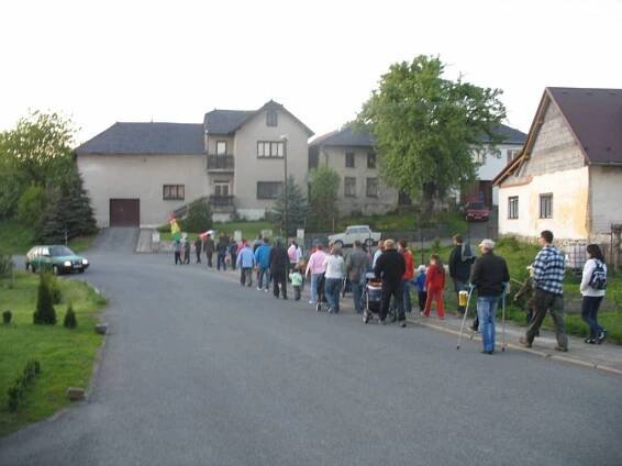 Lampionový průvod 2011 - Oficiální stránky obce Paršovice