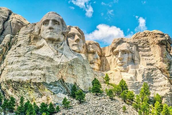 Badlands National Park to Mount Rushmore, South Dakota