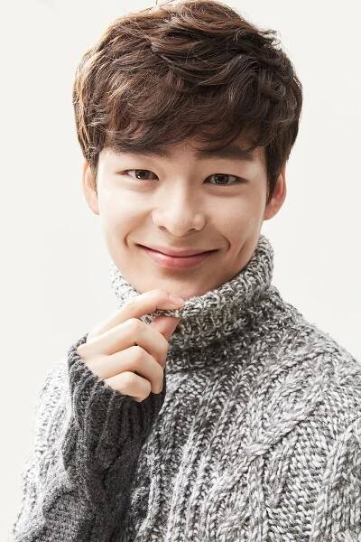 Song Geon-hee herec