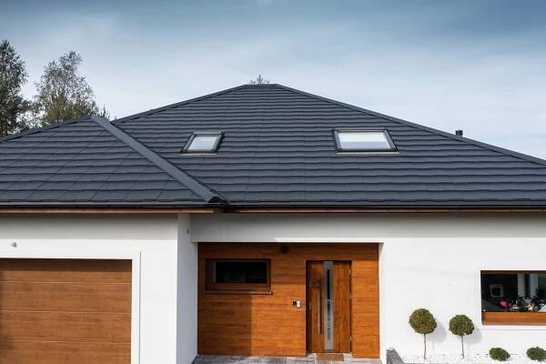 Modulární kovová střešní taška Bratex Savanna
