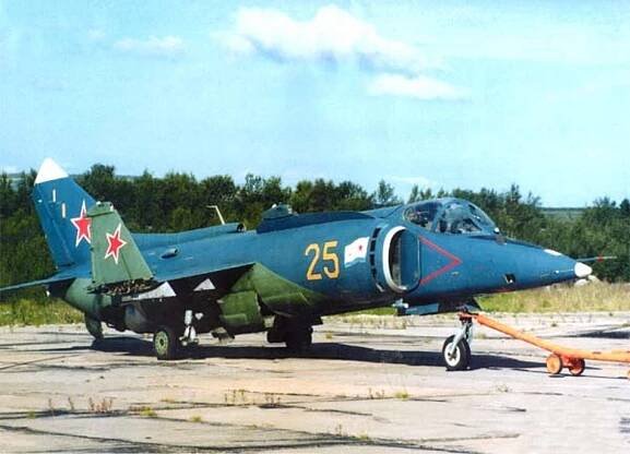 Jakovlev Jak-38M [kód NATO: Forger-A] : Jakovlev