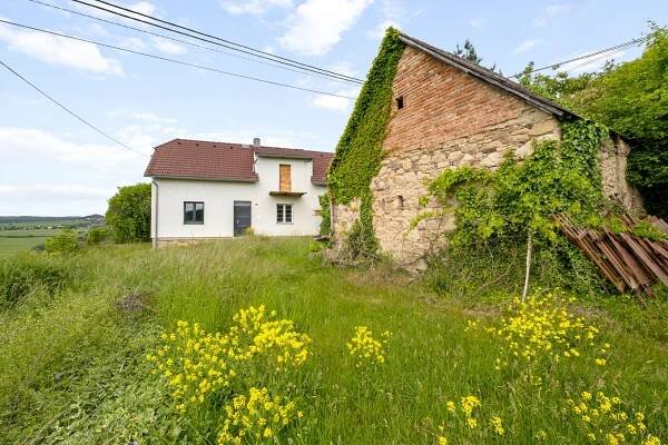 Prodej rodinného domu 129 m², pozemek 8995 m², Na Lísku, Hudlice