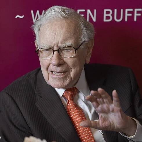 Warren Buffett nakúpil v treťom štvrťroku akcie za 9 miliárd dolárov. Do čoho investoval?