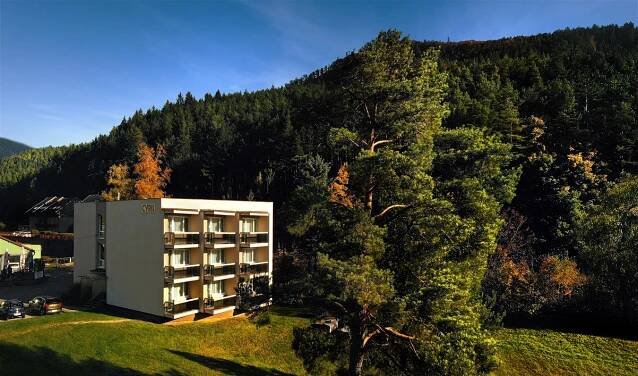 Lázeňský hotel Choč *** - Kúpele Lúčky | Lázně Travel