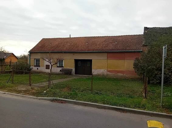 Prodej RD se zahradou v obci Litobratřice - Martin Lukáš | lukasreality.cz 