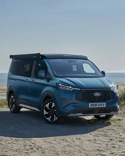 Ford má prvy plug-in hybridný Transit. Dokonca sa v ňom aj vyspíte! - TECHBOX.sk