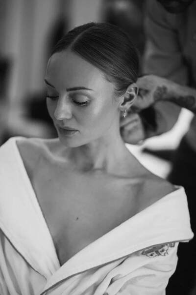 Laura Haddock BTS Harper's Bazaar Women of the Year Awards