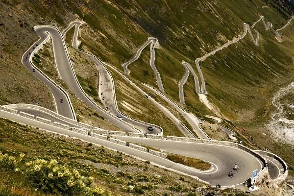Stelvio Pass.jpg