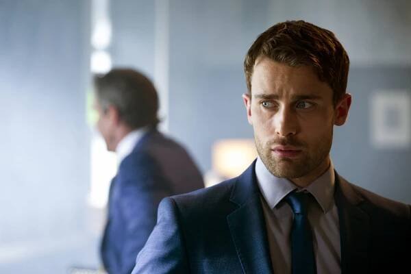 Nebezpečné umění - Heavy Lies the Head - Z filmu - Christian Cooke
