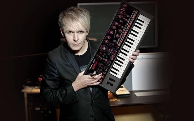 Roland - JD-Xi | Interaktivní analogový/ digitální crossover syntezátor 