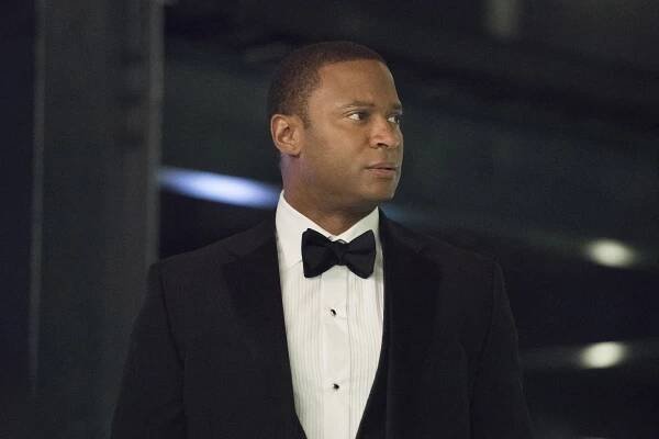 Arrow - Nepřekonatelné rozdíly - Z filmu - David Ramsey