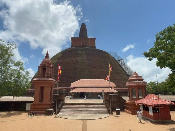 Tour Guide in Sri Lanka (2025) - All You Need to Know BEFORE You Go (with Reviews)