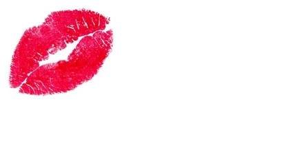 Rtěnka polibek izolované na bílém pozadí, červené rty polibek razítkem na papíře — Stock obrázek