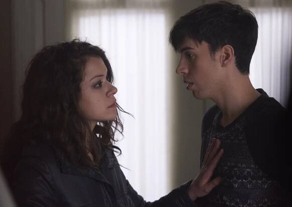 Orphan Black - Transitory Sacrifices of Crisis - Z filmu - Tatiana Maslany, Jordan Gavaris