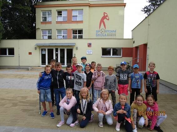 Už jsme třeťáci, velcí sporťáci! - ZŠ Sportovní
