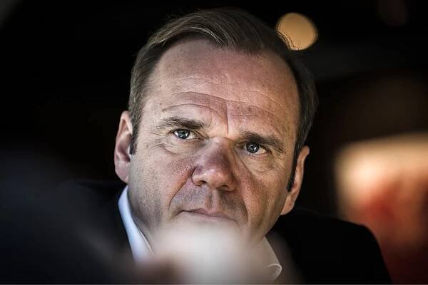 Interview/Portrait: Bernd Hoffmann (HSV-Vorstand).
