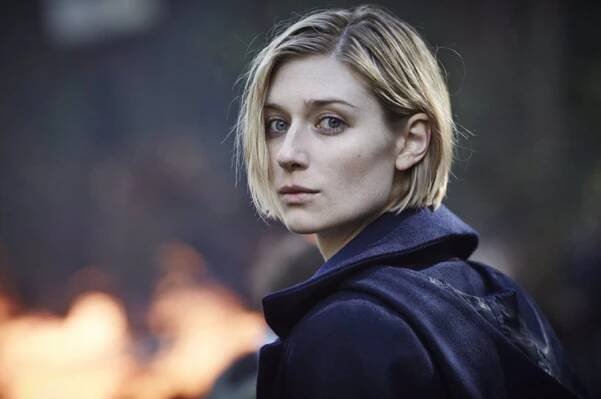 Pro Elizabeth Debicki je možnost hrát v seriálu Koruna dle jejích slov velkou poctou.