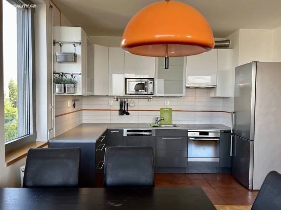 Pronájem bytu 3+kk 82 m², Valečovská, Praha 9 - Prosek