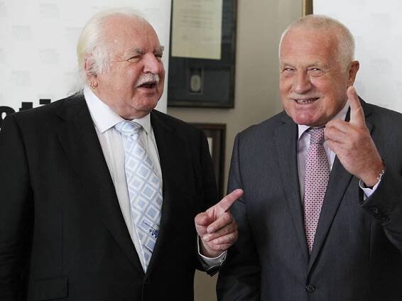 Bývalý prezident Václav Klaus předal Cenu Institut...