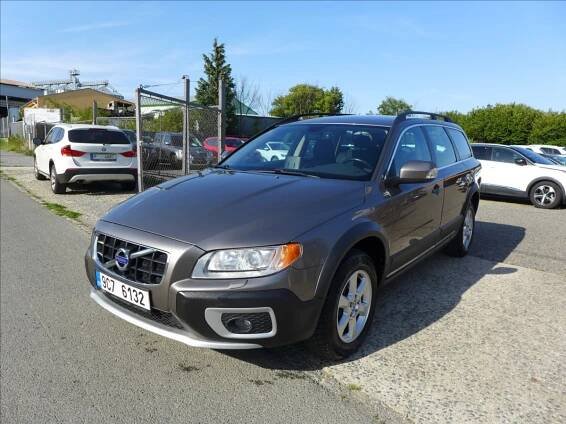 Volvo XC70, 2,4 D  4X4, PLNÝ SERVIS, TOP