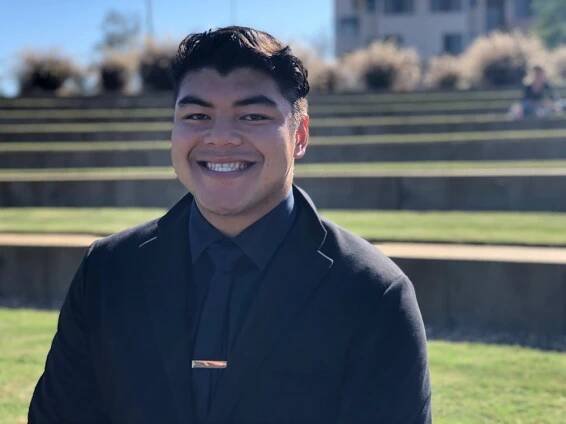 Alumni Accolades — DELTA SIGMA PI 