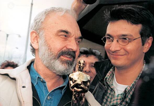 Učitel, který vyměnil žáky za diváky. Zdeněk Svěrák slaví 88 let