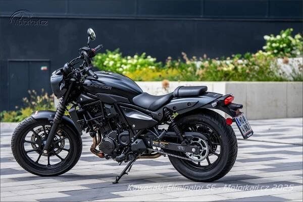 Kawasaki Eliminator 500 | Katalog motocyklů a motokatalog na Motorkáři.cz