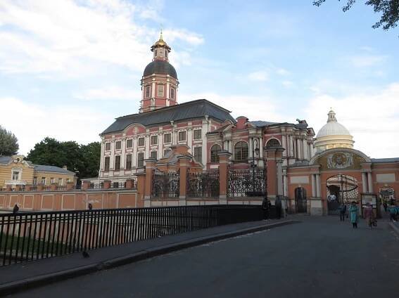Klášter Alexandra Něvského v Petrohradě