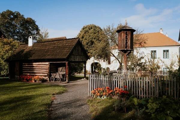 Skanzen P�erov nad Labem