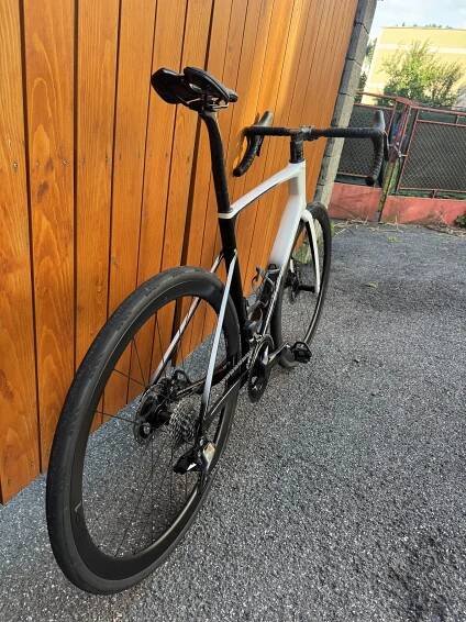 Giant Defy Advanced Pro 1 M/L (175-184cm) za 79 000 Kč | Cyklobazar.cz