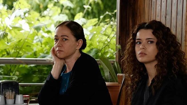 Kadın - Episode 31 - Z filmu - Bennu Yıldırımlar, Seray Kaya