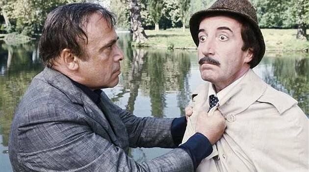 Růžový panter znovu zasahuje - Herbert Lom (vlevo) a Peter Sellers ve filmu