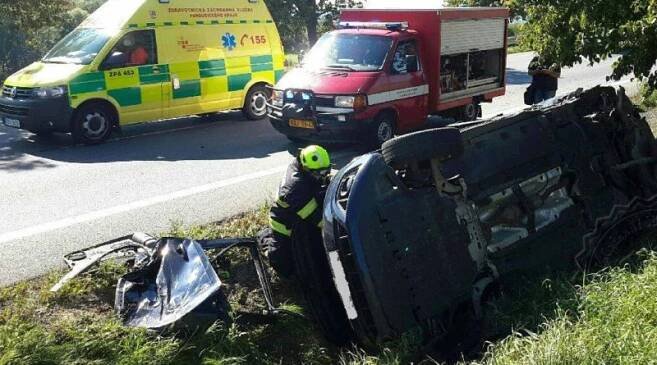 Dopravní nehoda mezi Litomyšlí a Vysokým Mýtem... | Pardubice ŽIVĚ
