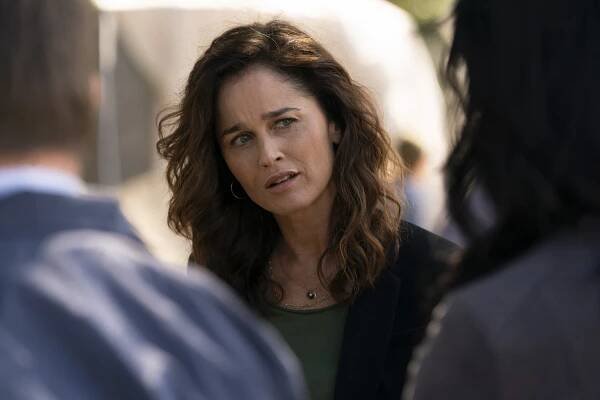 The Fix - Ghost Whisperer - Z filmu - Robin Tunney