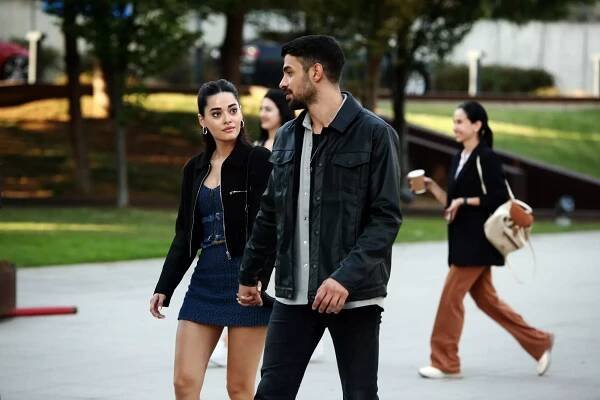 Yabani - Episode 7 - Z filmu - Simay Barlas, Halit Özgür Sarı