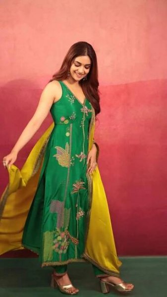 Keerthy Suresh’s Timeless Love for Ethnic Elegance