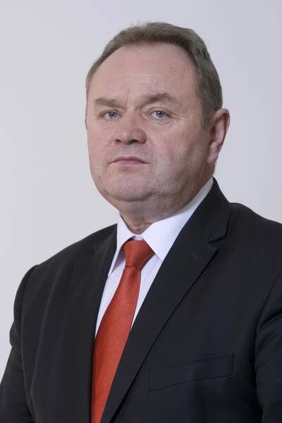Súbor:Marek Konopka Kancelaria Senatu.jpg – Wikipédia